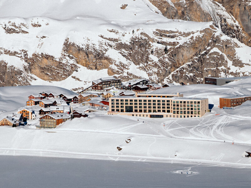 Dryyerli Destination Hero Mobile